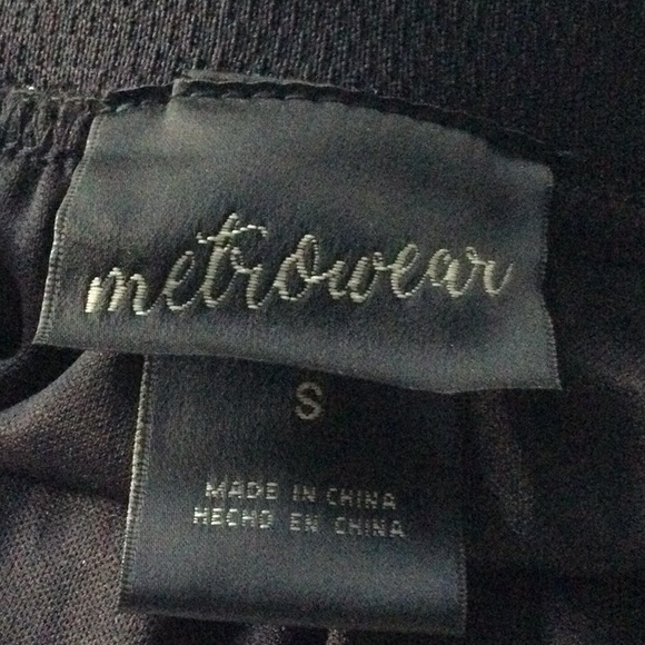 Pleated skirt with elasticized waistband - Picture 7 of 8